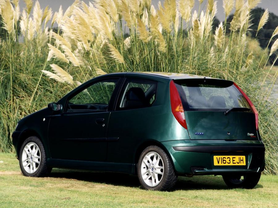  Fiat Punto Sporting 1999 года  (UK) (фото 6 из 6)